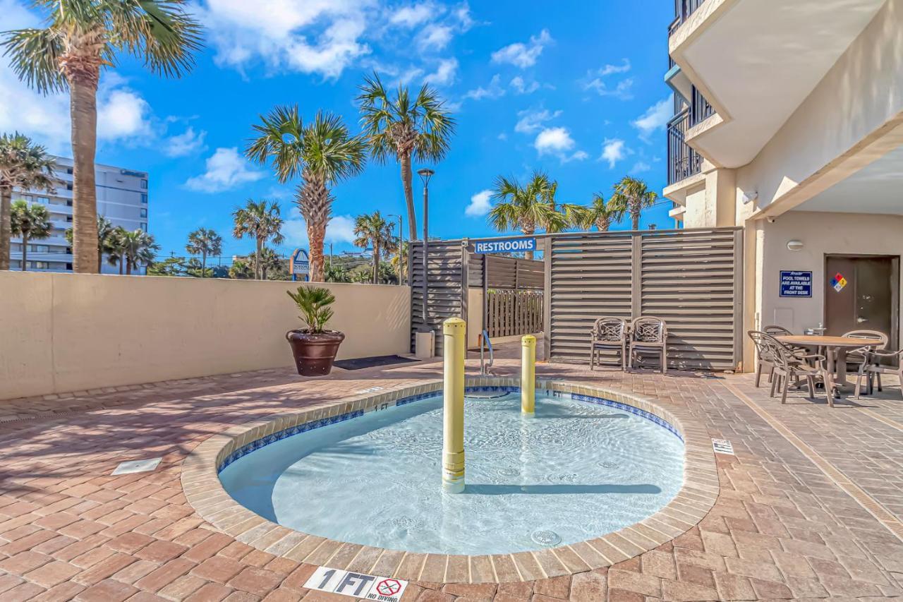 Ocean Reef Resort - Direct Oceanfront Studio - Nicely Updated! Perfect For 2-4 Guests! Unit 401 默特尔比奇 外观 照片